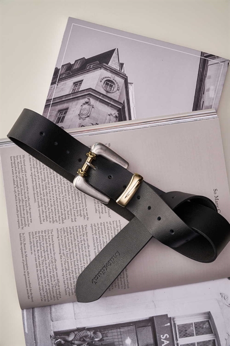 INDIVIDUAL ART LEATHER WITH OR WITHOUT YOU BELT BLACK